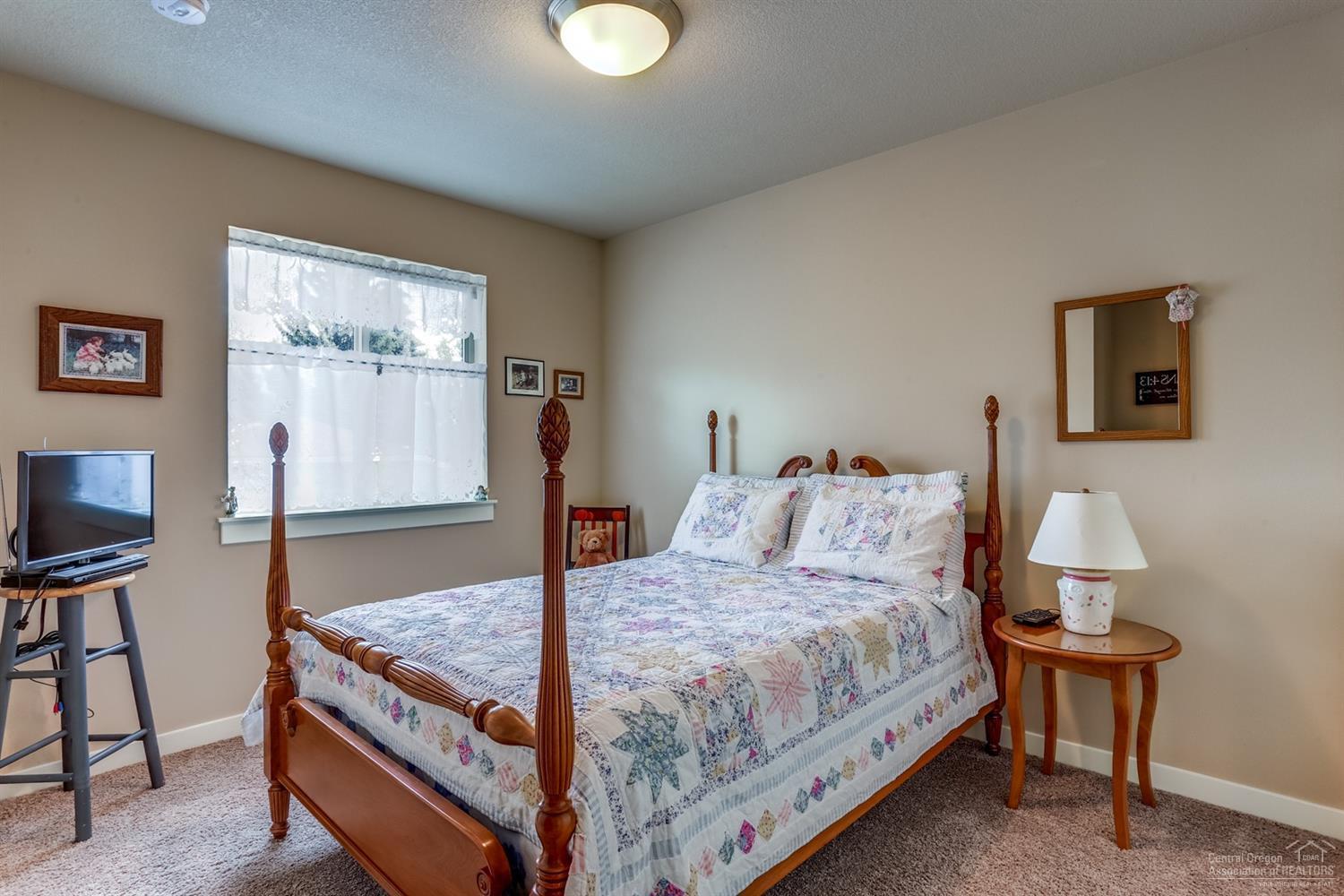 8th Street Cottages - Residential