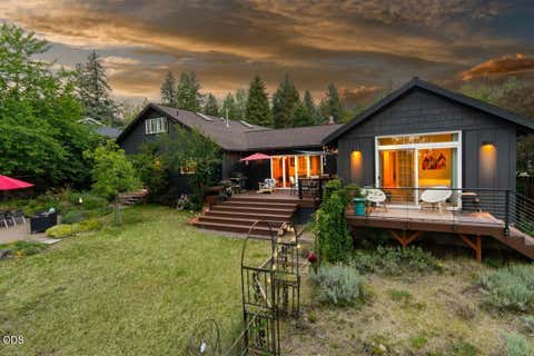 Tiny photo for 1473 NW Quincy Avenue, Bend, OR 97703 (MLS # 220223928)