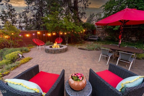 Tiny photo for 1473 NW Quincy Avenue, Bend, OR 97703 (MLS # 220223928)