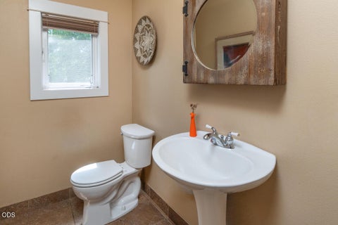 Tiny photo for 1473 NW Quincy Avenue, Bend, OR 97703 (MLS # 220223928)