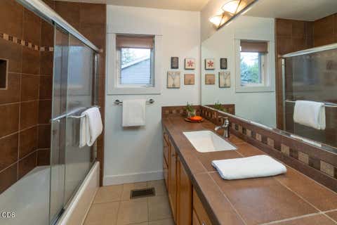 Tiny photo for 1473 NW Quincy Avenue, Bend, OR 97703 (MLS # 220223928)