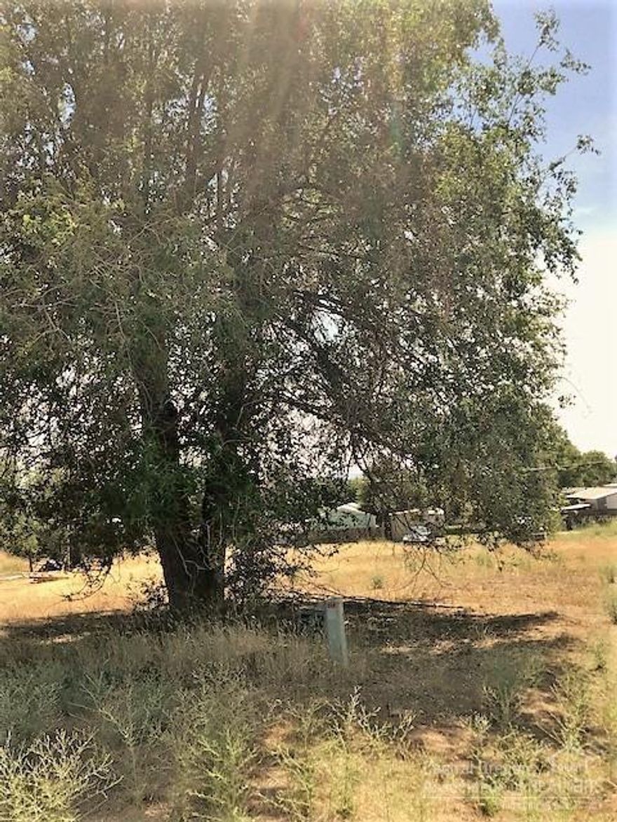 Bare land lot has .19 acres ready to build on. It is located in a semi-rural, quiet area in town minutes from shopping, parks, and schools.