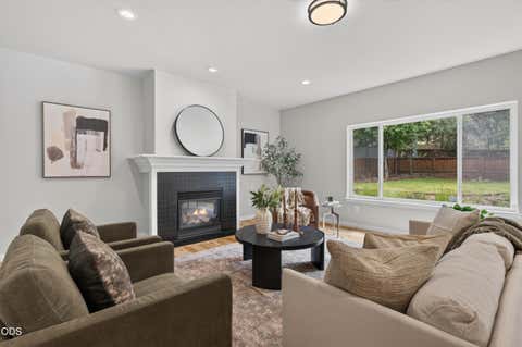 Tiny photo for 19509 Meadowbrook Drive, Bend, OR 97702 (MLS # 220224252)