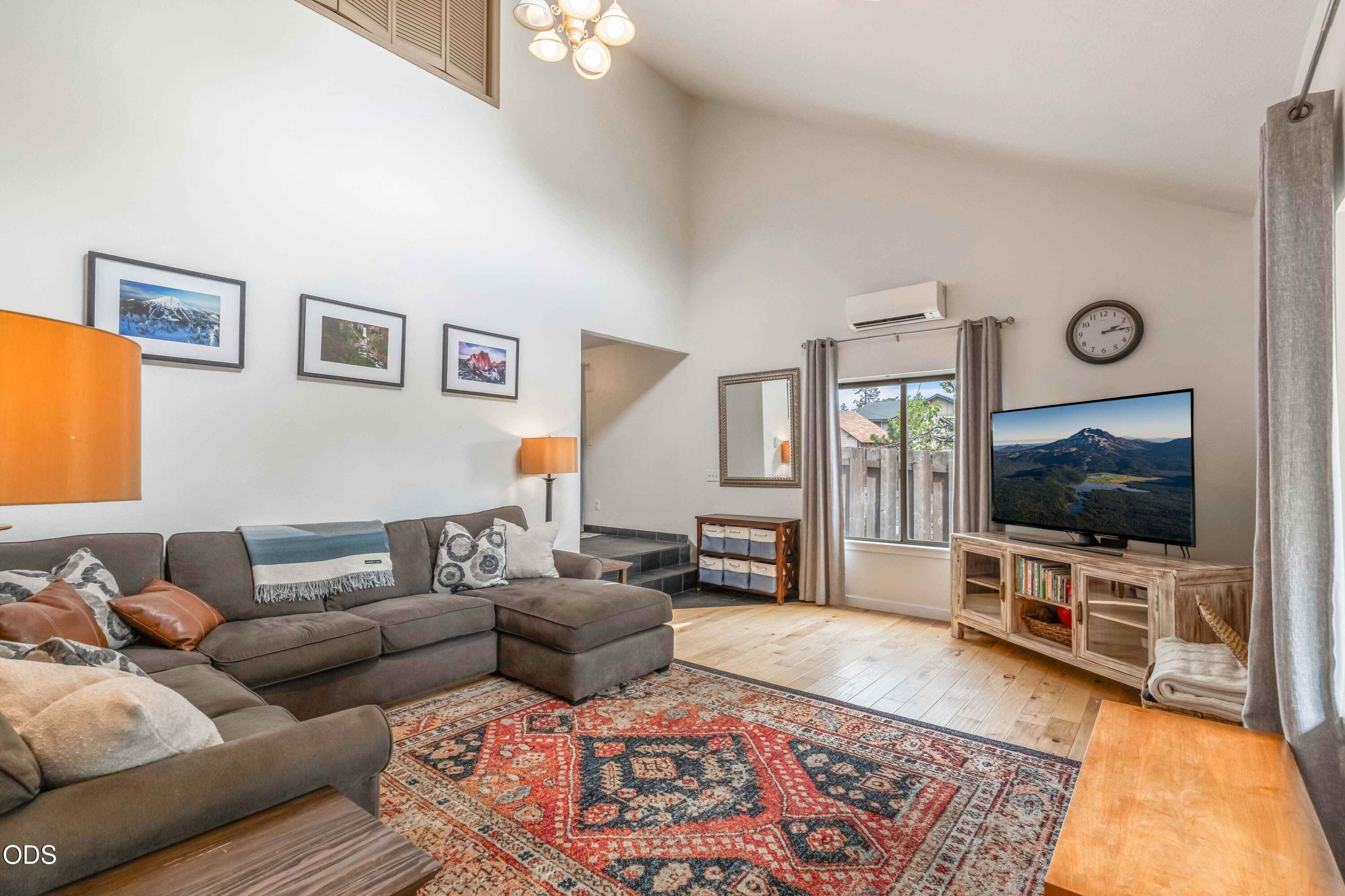 902 NW Ogden Avenue
