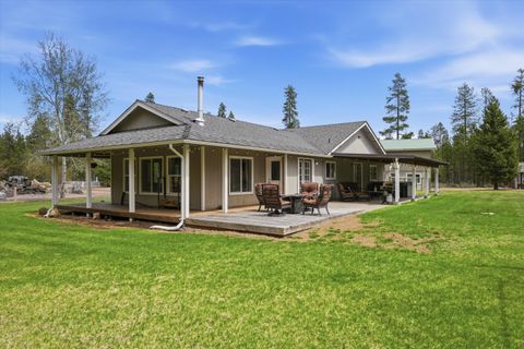 Tiny photo for 15965 Parkway Drive, La Pine, OR 97739 (MLS # 220221135)
