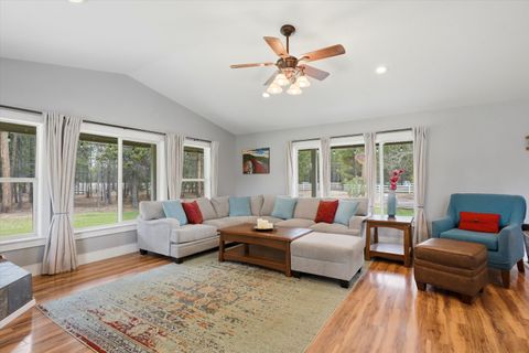 Tiny photo for 15965 Parkway Drive, La Pine, OR 97739 (MLS # 220221135)