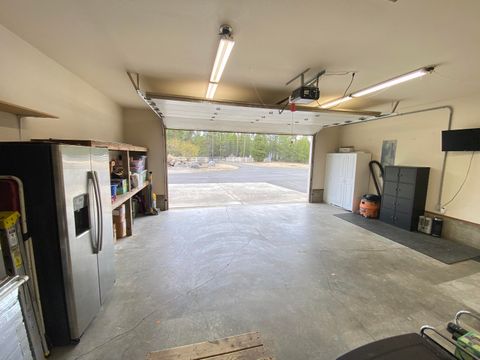 Tiny photo for 15965 Parkway Drive, La Pine, OR 97739 (MLS # 220221135)