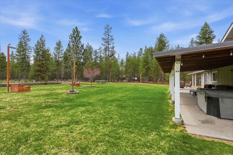 Tiny photo for 15965 Parkway Drive, La Pine, OR 97739 (MLS # 220221135)