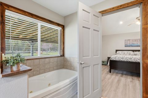 Tiny photo for 15965 Parkway Drive, La Pine, OR 97739 (MLS # 220221135)