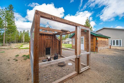Tiny photo for 15965 Parkway Drive, La Pine, OR 97739 (MLS # 220221135)