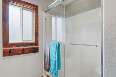 Tiny photo for 15965 Parkway Drive, La Pine, OR 97739 (MLS # 220221135)