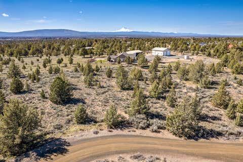 Tiny photo for 0 SW Waterhole Place #Lot 5, Terrebonne, OR 97760 (MLS # 220227308)