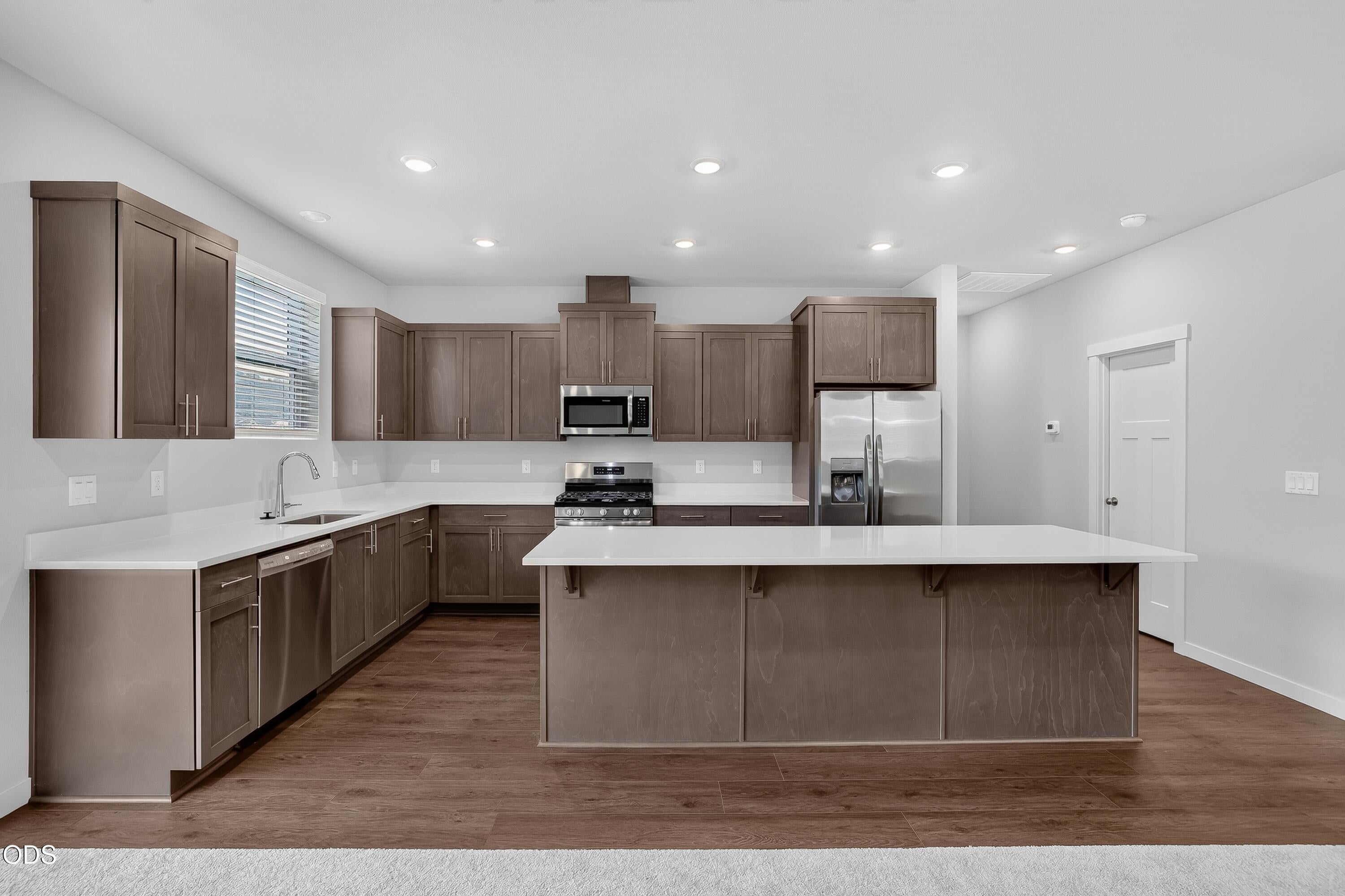 2494 NW 23rd Loop South