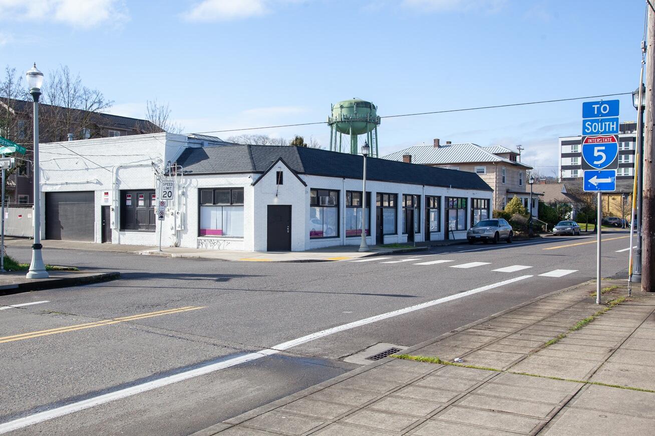 1218 N Killingsworth Street
