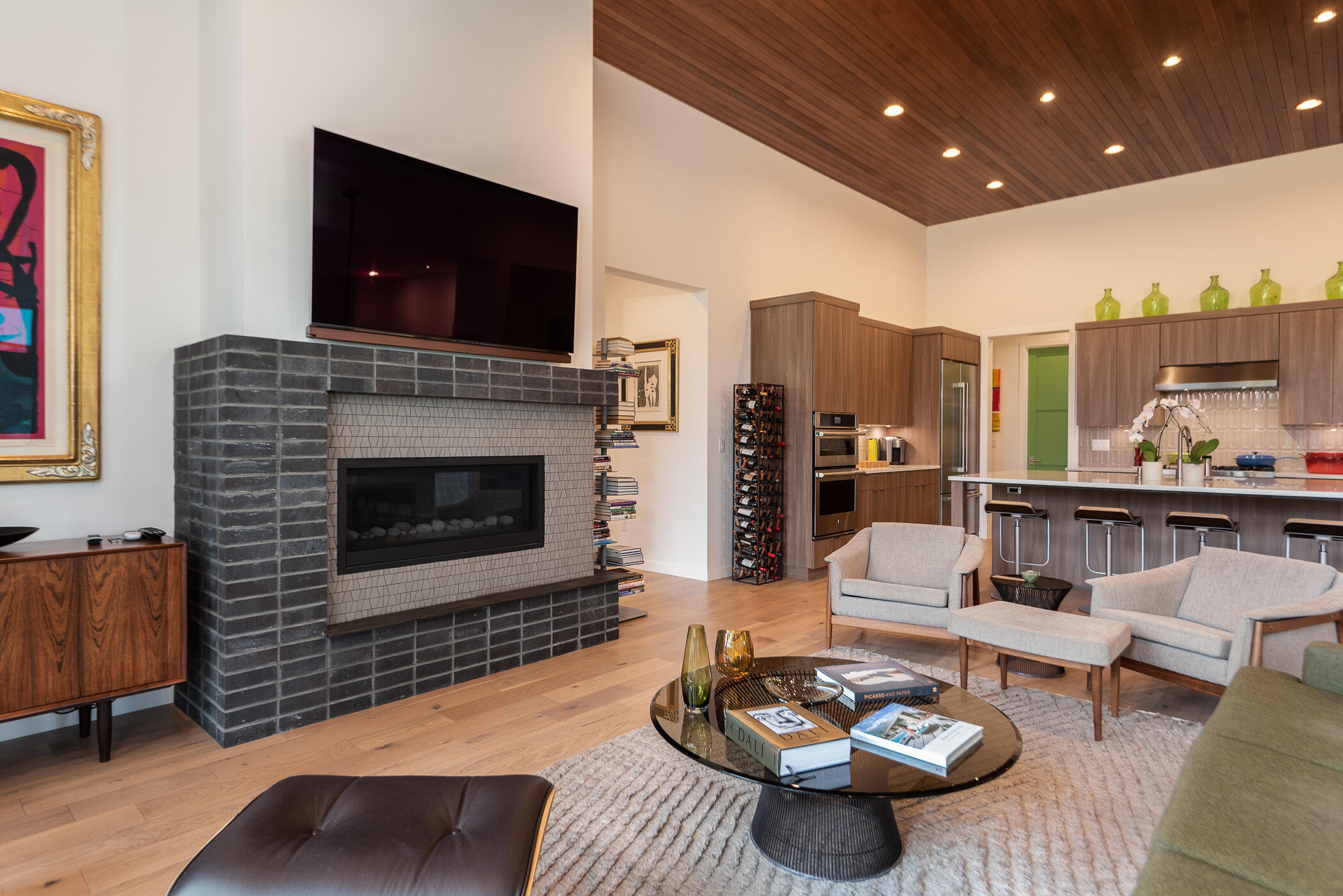 1925 Townhomes - Residential