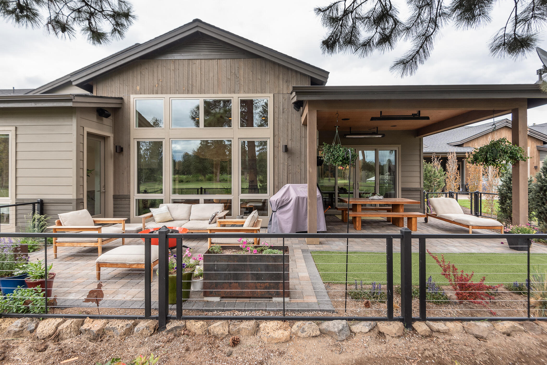 1925 Townhomes - Residential