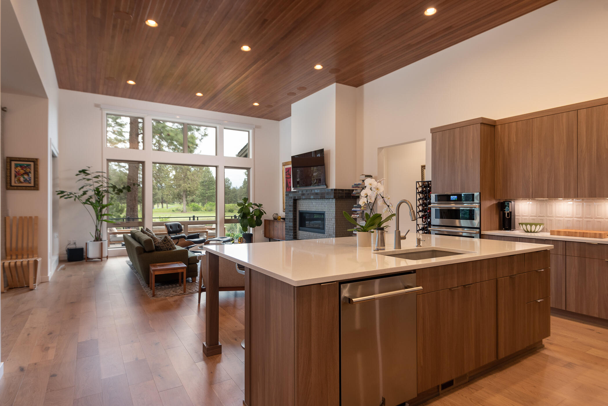 1925 Townhomes - Residential