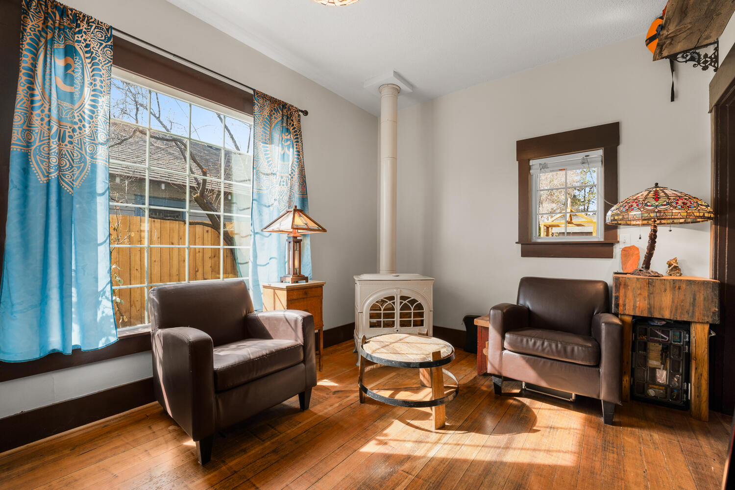 122 SW 10th Street