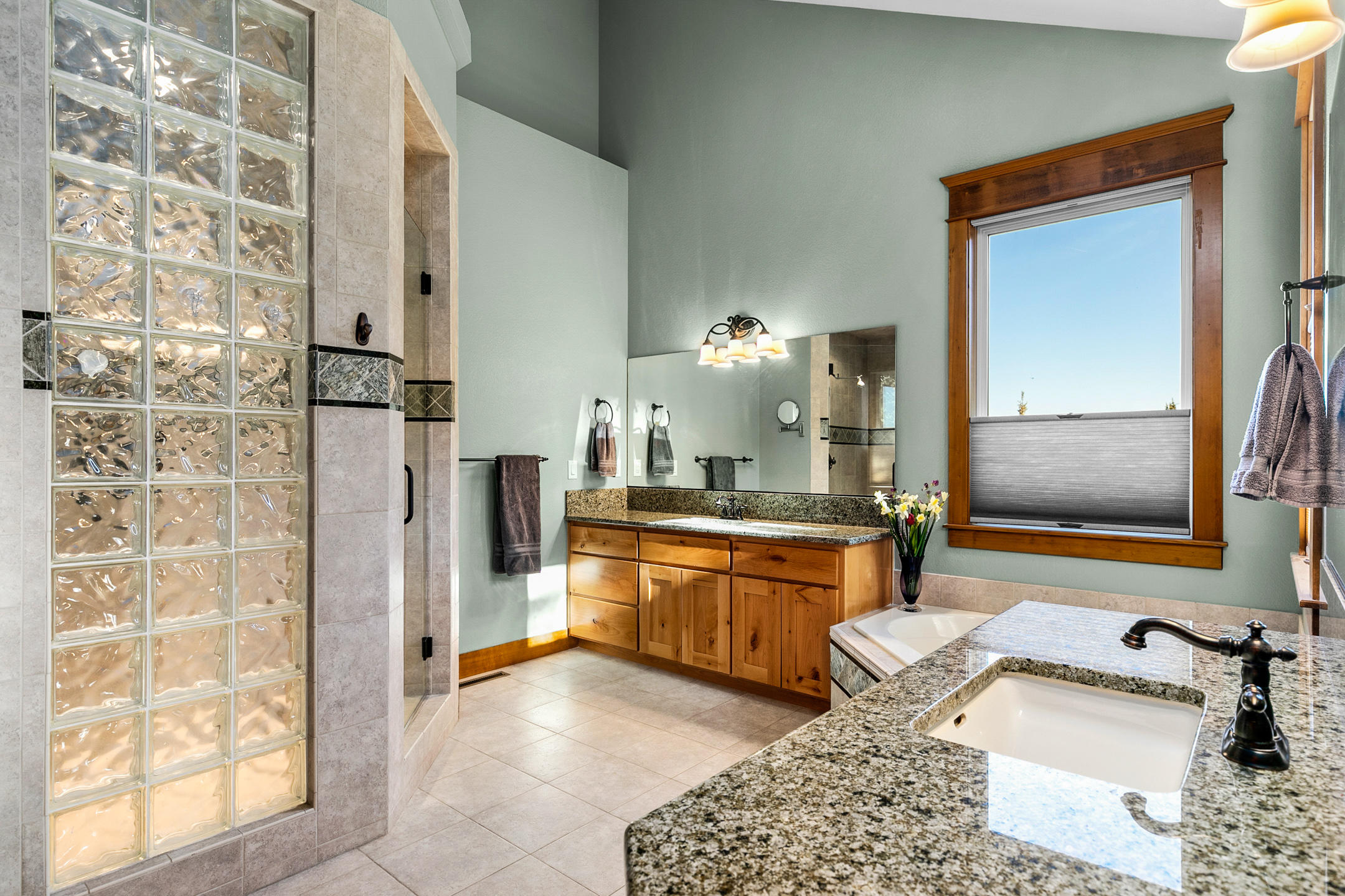 Awbrey Butte - Residential