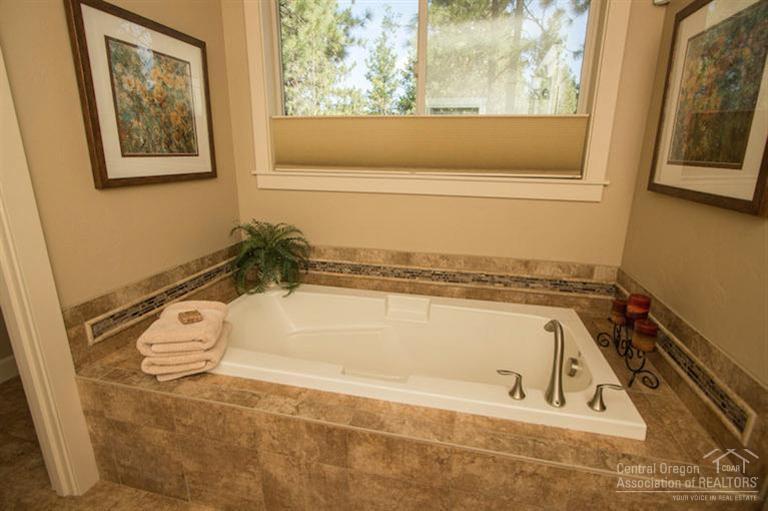 Renaissance@Shevlin - Residential