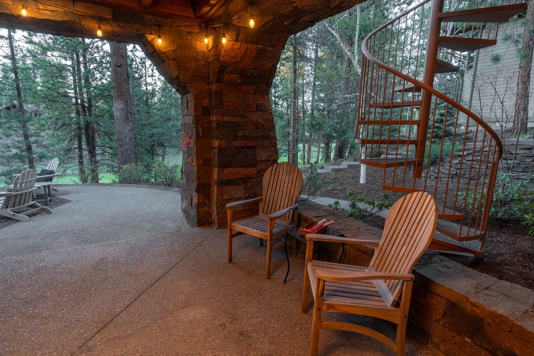 Broken Top - Residential