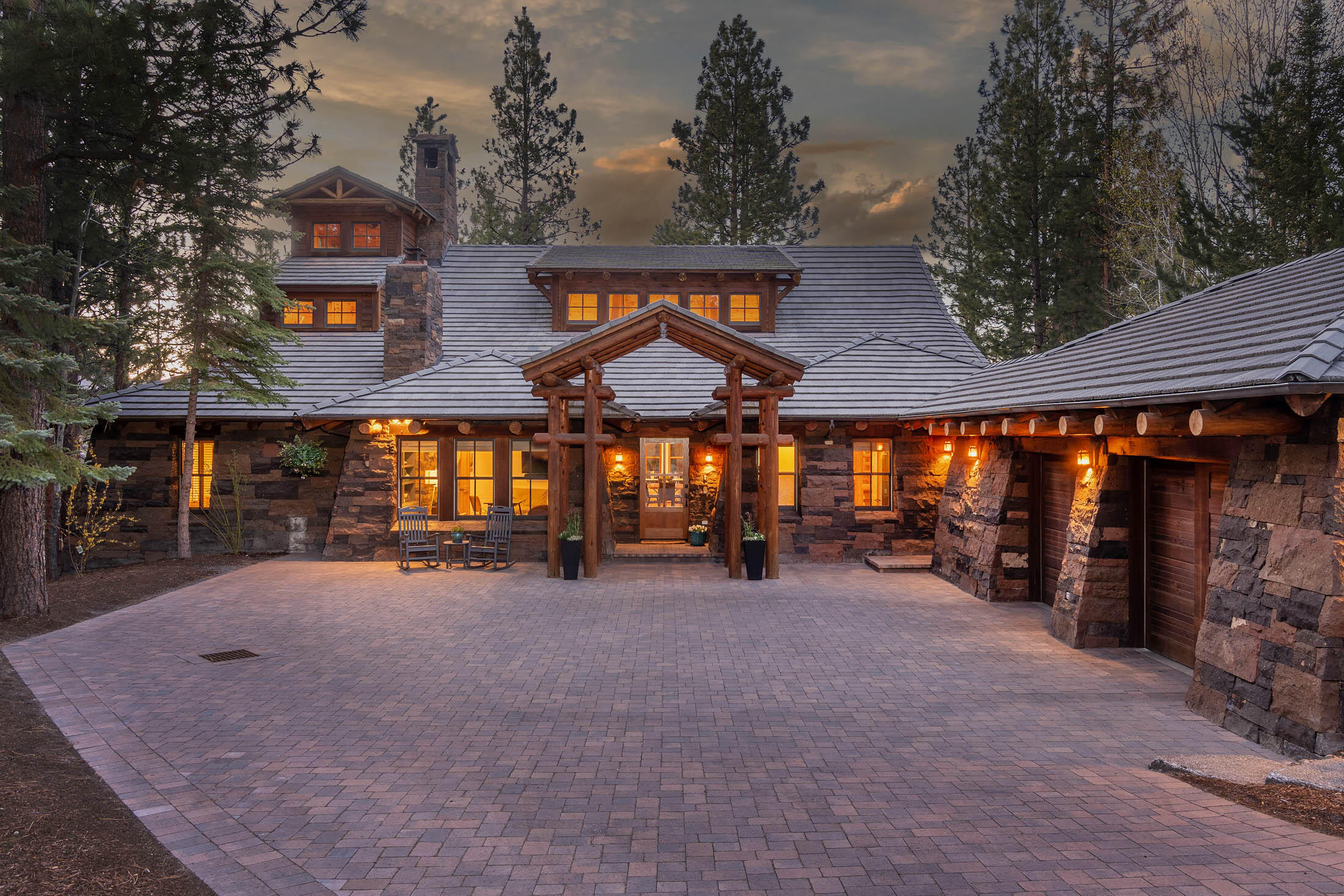 Broken Top - Residential