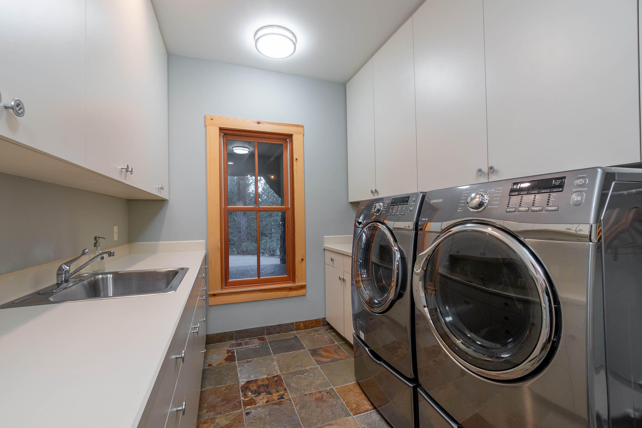 Broken Top - Residential