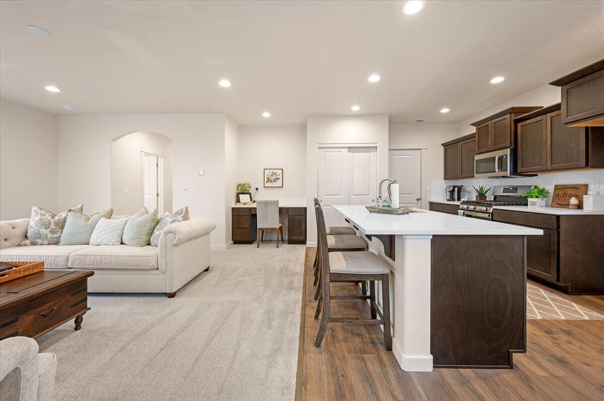 3643 NW 8th Street 23