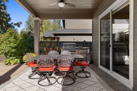 Tiny photo for 60208 Rolled Rock Way, Bend, OR 97702 (MLS # 220211243)
