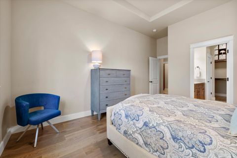 Tiny photo for 60208 Rolled Rock Way, Bend, OR 97702 (MLS # 220211243)