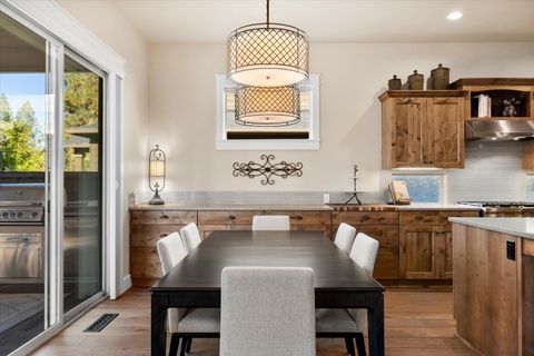 Tiny photo for 60208 Rolled Rock Way, Bend, OR 97702 (MLS # 220211243)