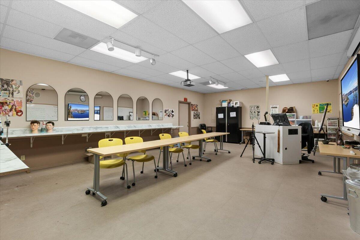 Klamath Falls -Industrial Addition - Commercial Sale