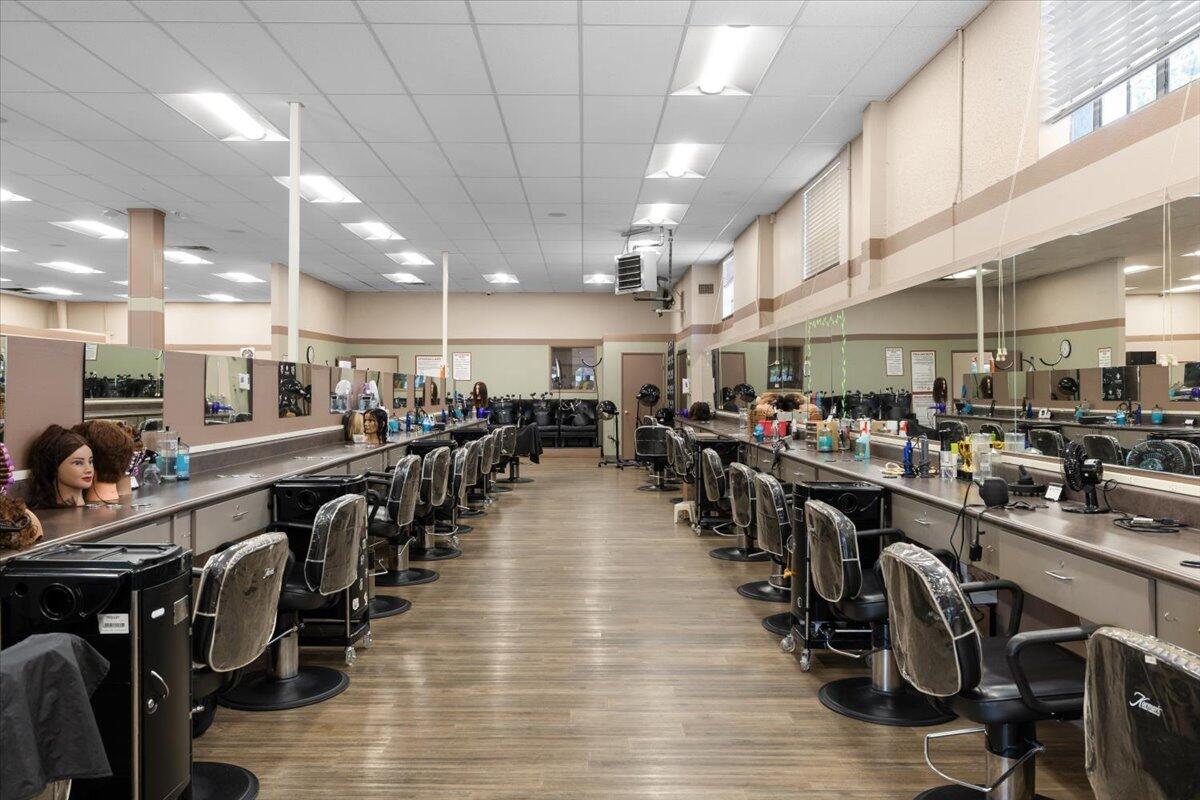 Klamath Falls -Industrial Addition - Commercial Sale