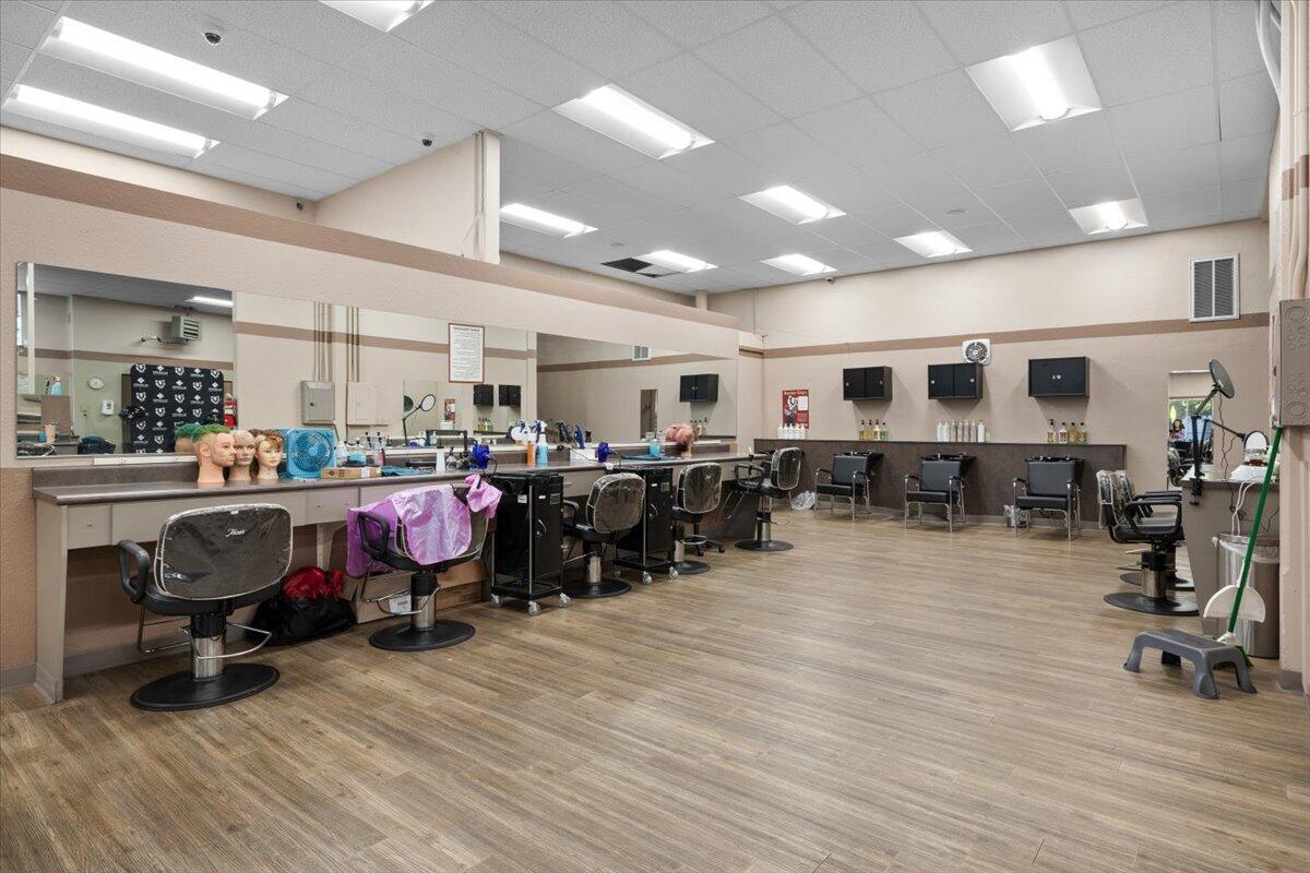 Klamath Falls -Industrial Addition - Commercial Sale