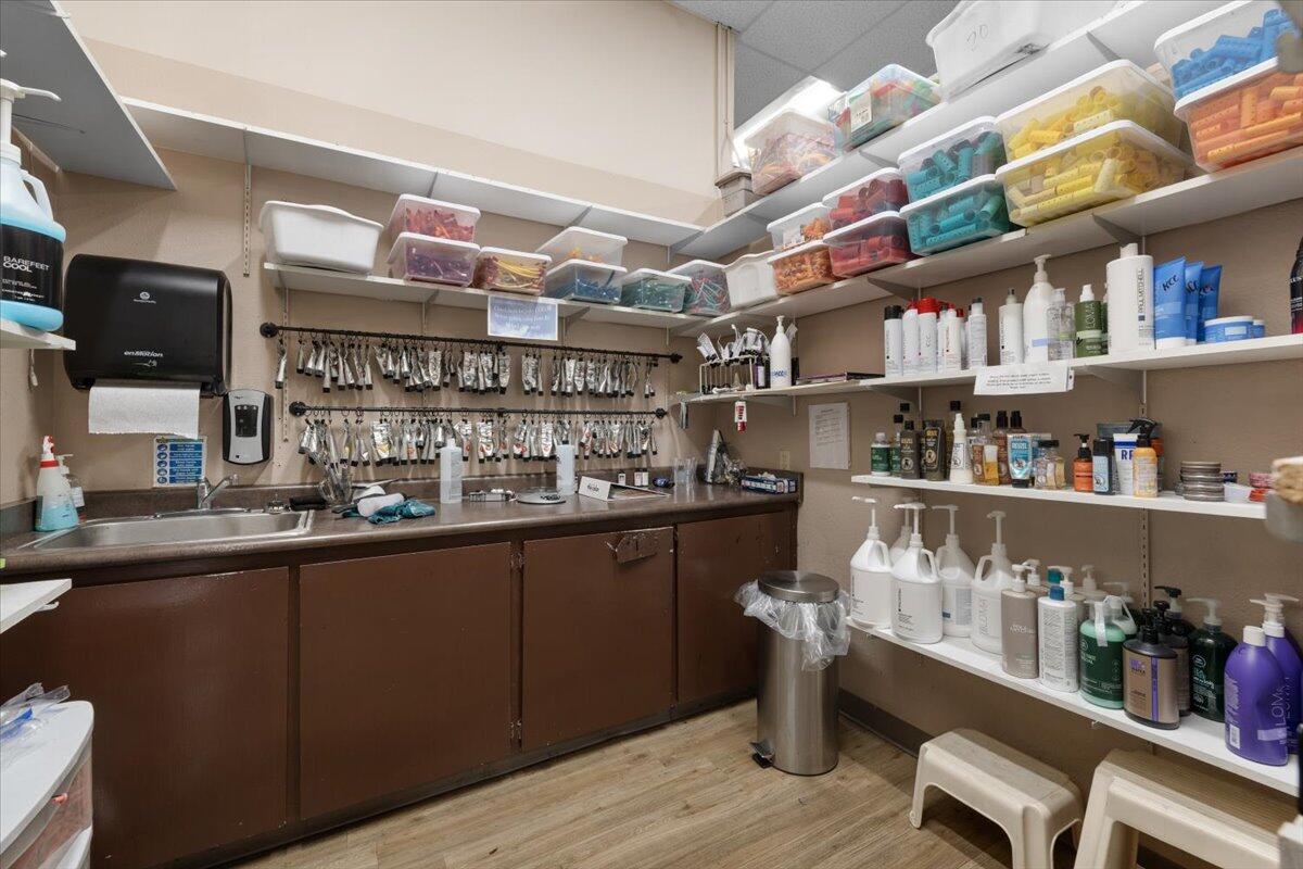 Klamath Falls -Industrial Addition - Commercial Sale