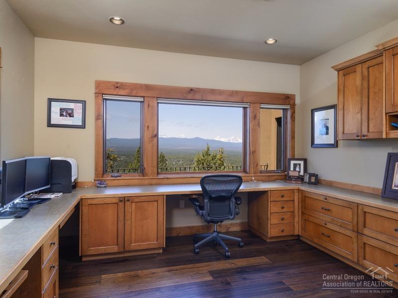 Awbrey Butte - Residential