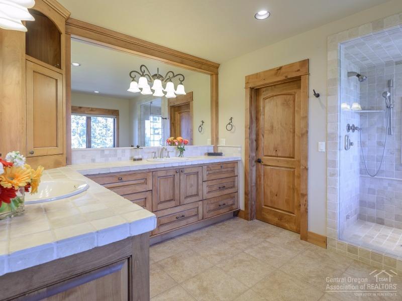 Awbrey Butte - Residential