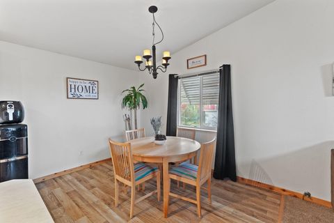 Tiny photo for 835 Ragsdale Road, Trail, OR 97541 (MLS # 220212195)