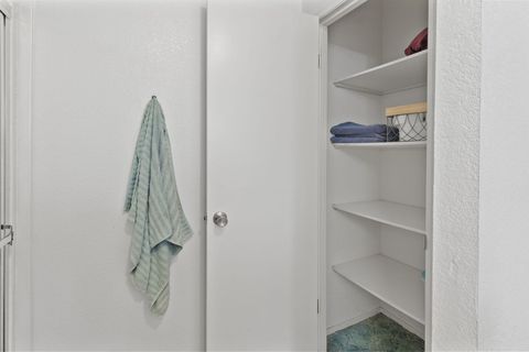 Tiny photo for 835 Ragsdale Road, Trail, OR 97541 (MLS # 220212195)