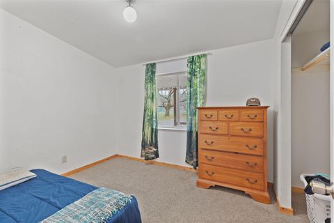 Tiny photo for 835 Ragsdale Road, Trail, OR 97541 (MLS # 220212195)