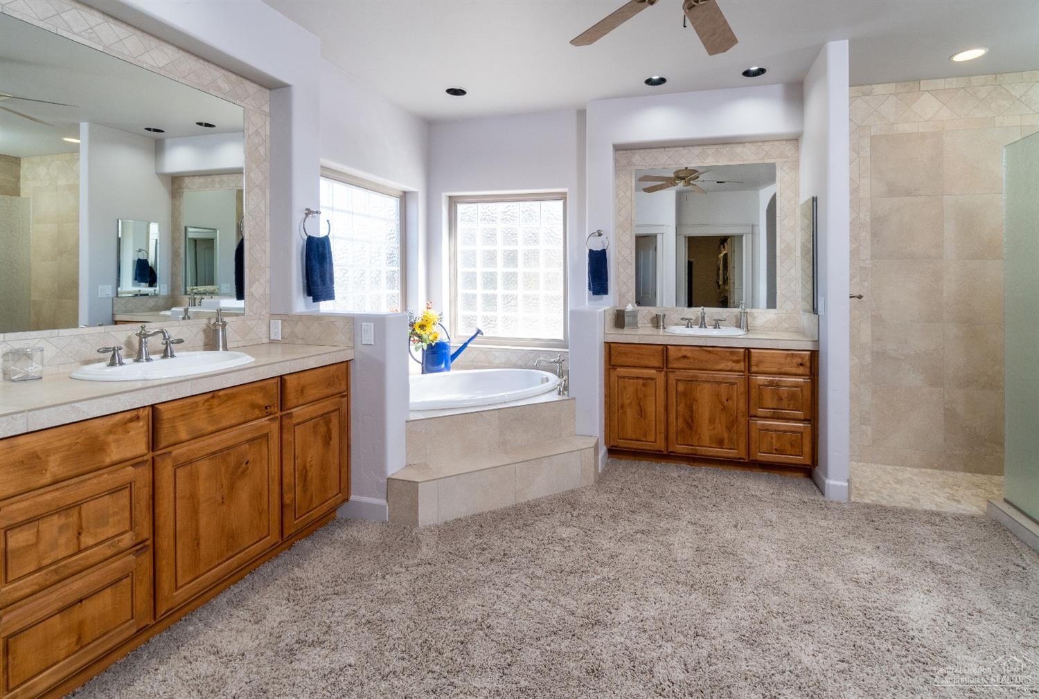 West Powell Butte Es - Residential