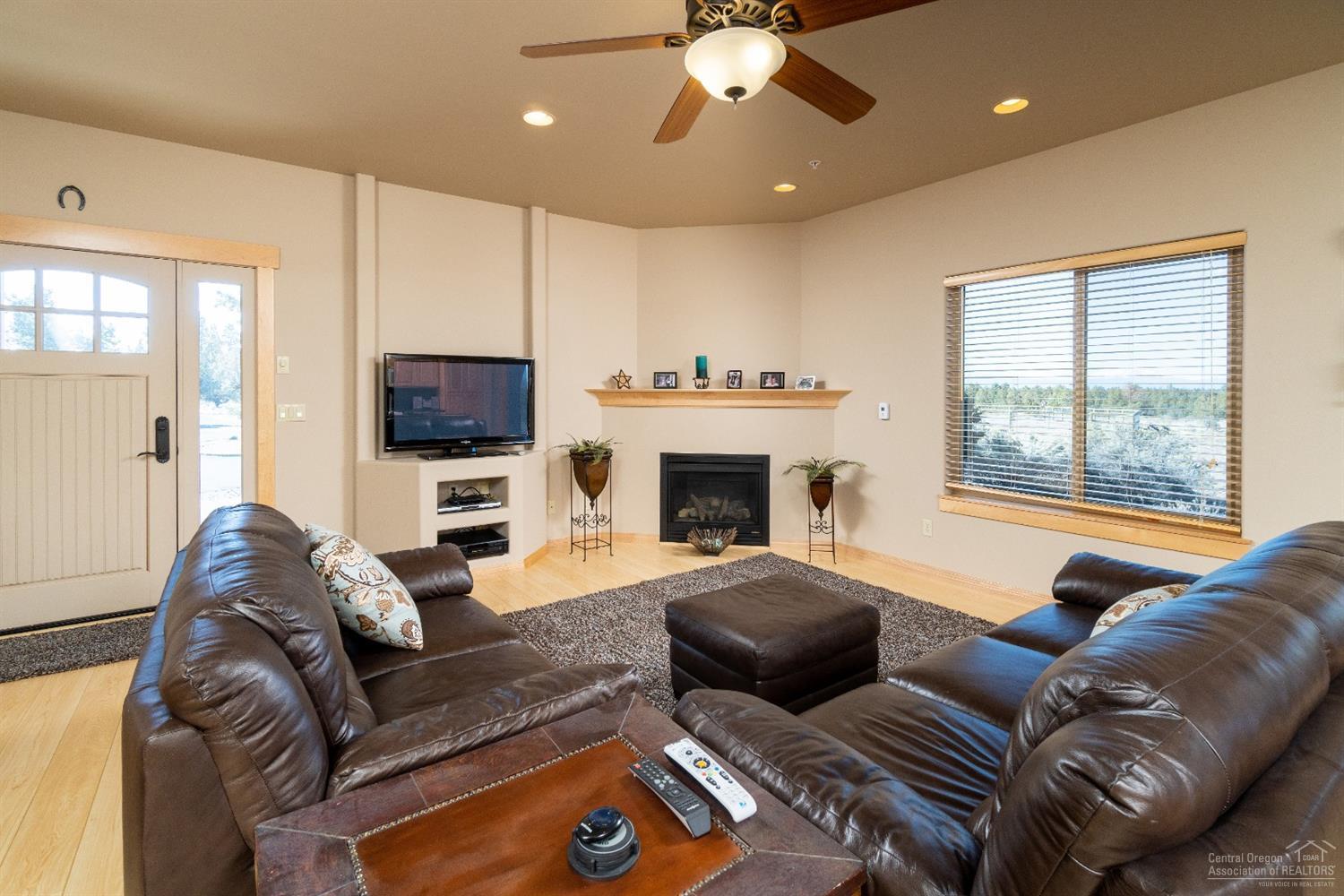 West Powell Butte Es - Residential