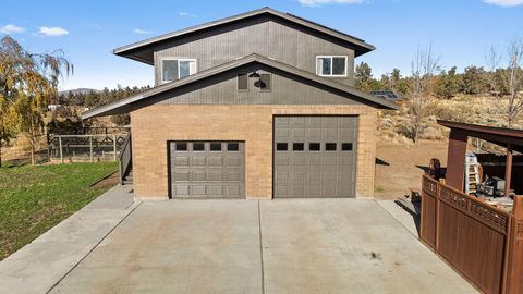 Tiny photo for 65280 94th Street, Bend, OR 97703 (MLS # 220211465)