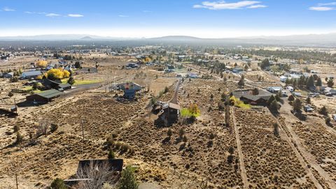 Tiny photo for 65280 94th Street, Bend, OR 97703 (MLS # 220211465)