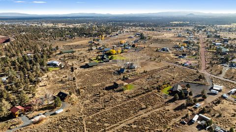 Tiny photo for 65280 94th Street, Bend, OR 97703 (MLS # 220211465)