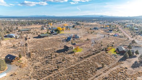 Tiny photo for 65280 94th Street, Bend, OR 97703 (MLS # 220211465)