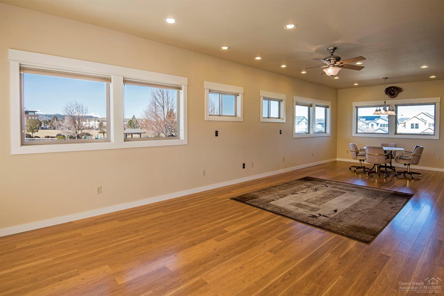 Hawks Ridge - Residential