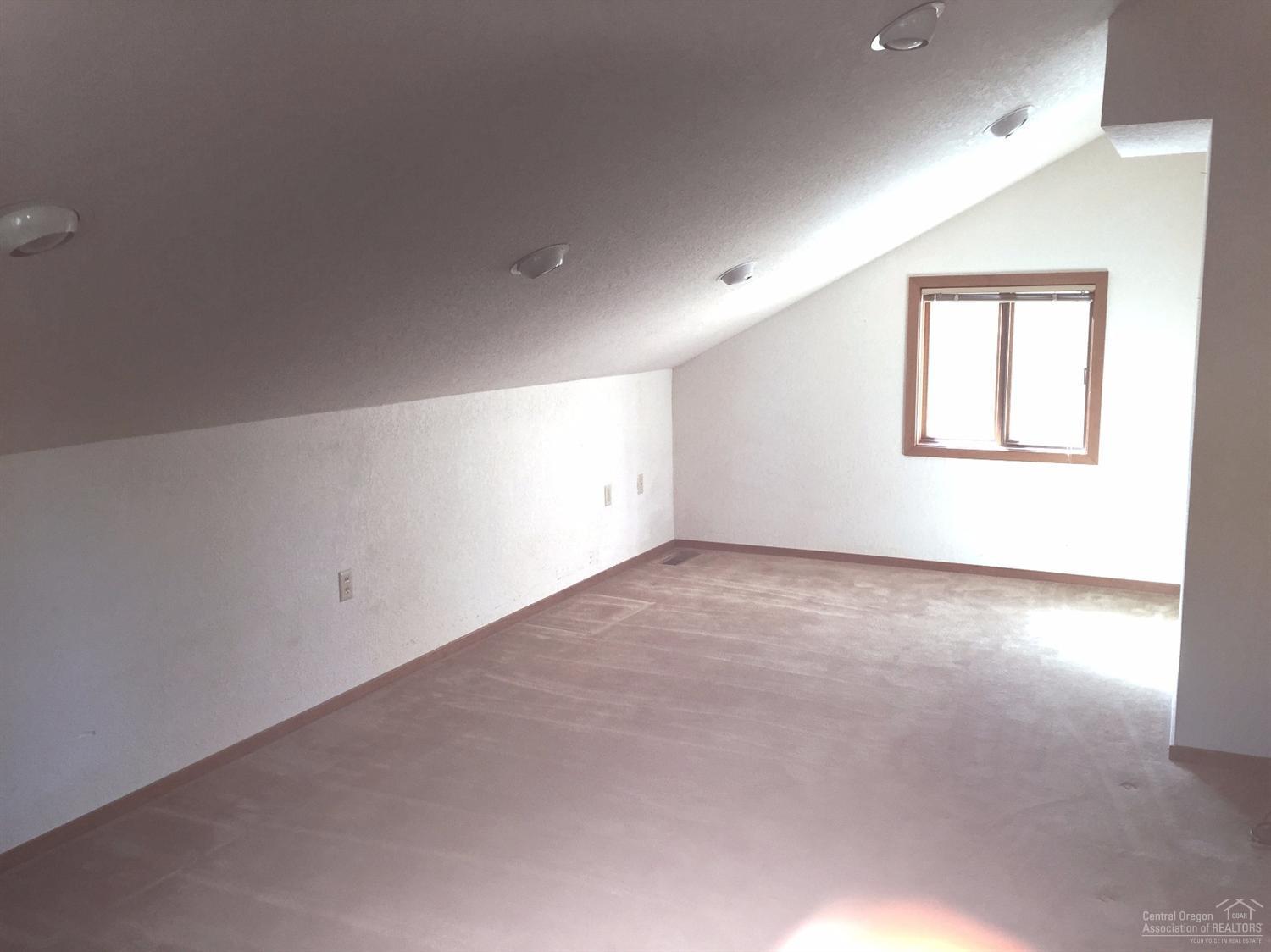 Fairway Crest Village - Residential