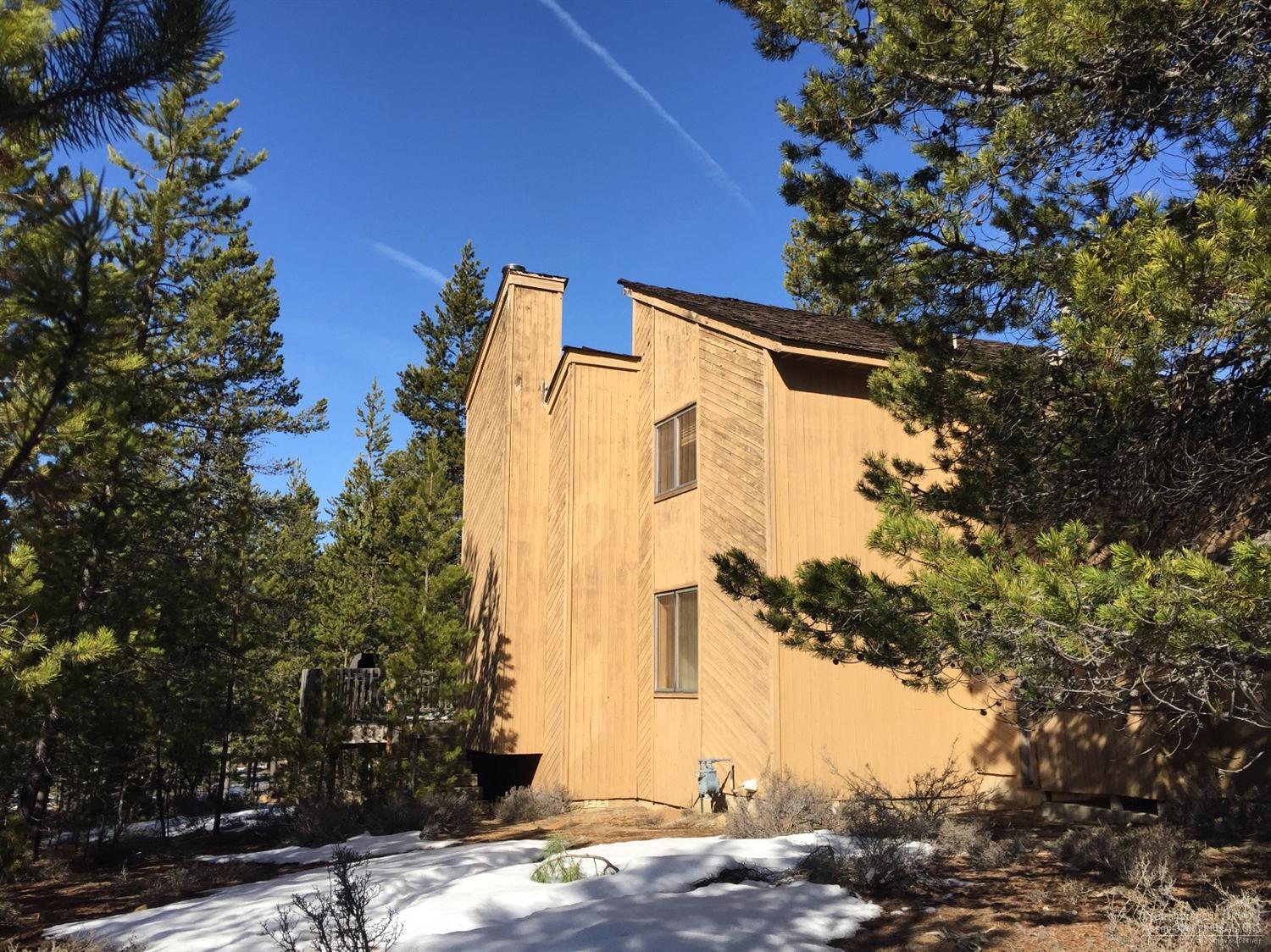 Fairway Crest Village - Residential