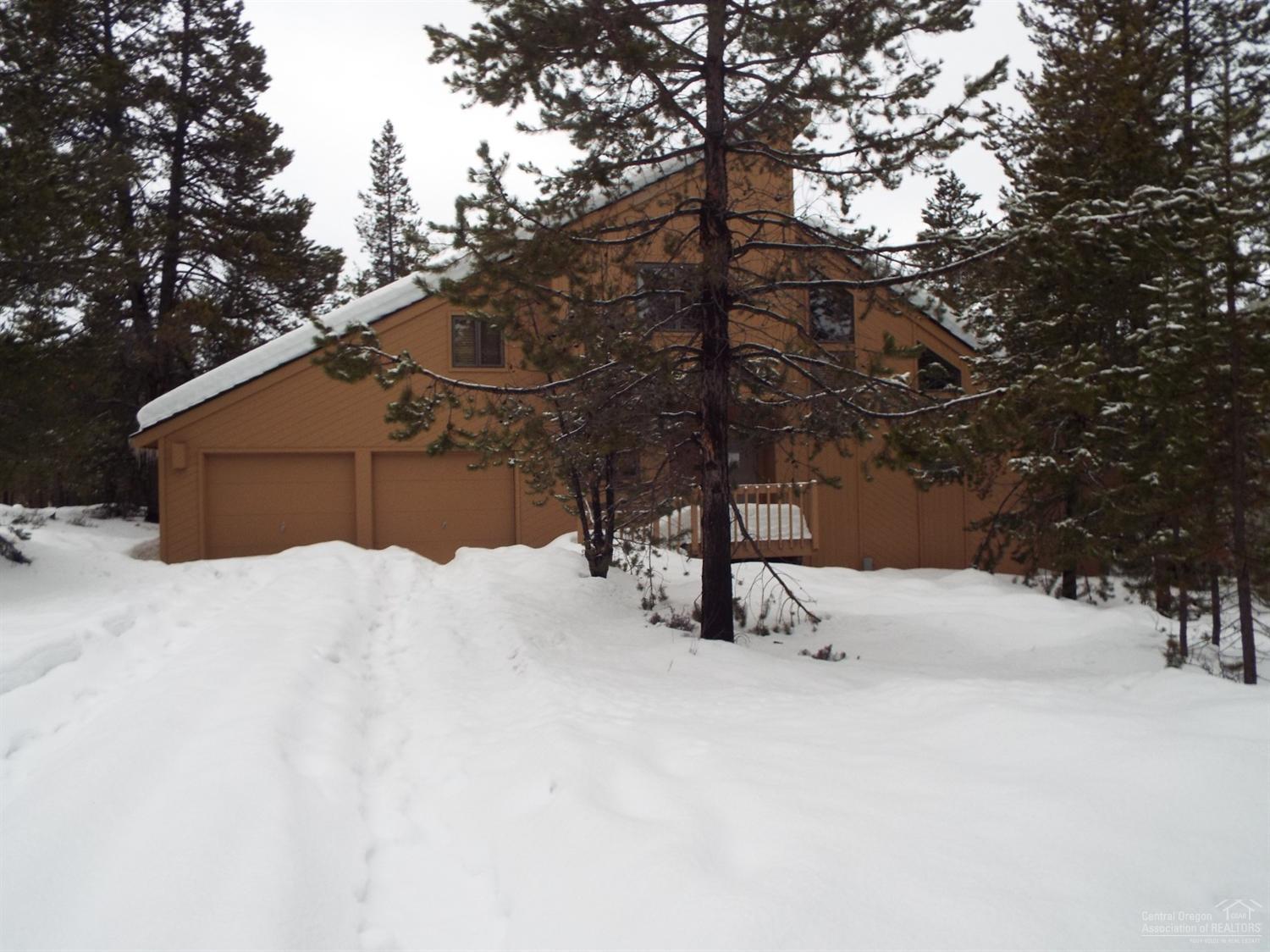 Fairway Crest Village - Residential